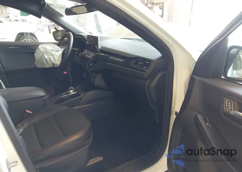 2023 Ford Escape St-Line z USA, uszkodzony, nr VIN 1FMCU9MN6PUB01540